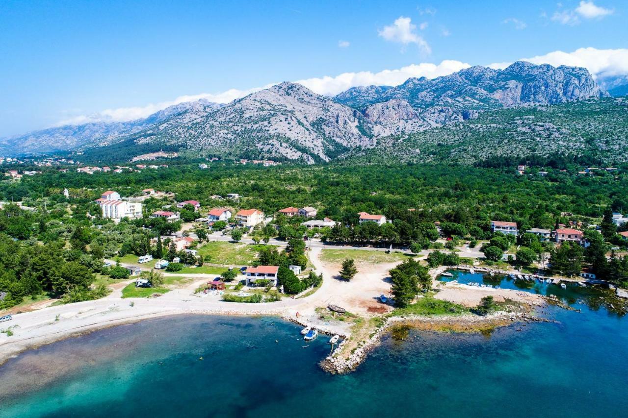 Apartmani I Sobe Dinko Starigrad Paklenica Exterior foto